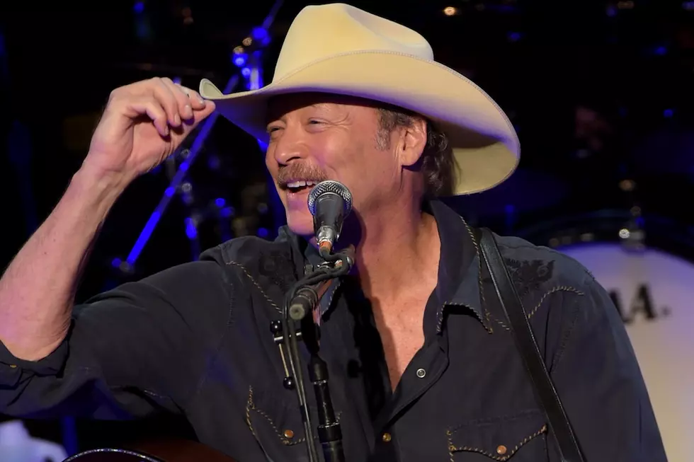 Learn the Stories Behind Alan Jackson’s ACM and CMA Awards Show Protests