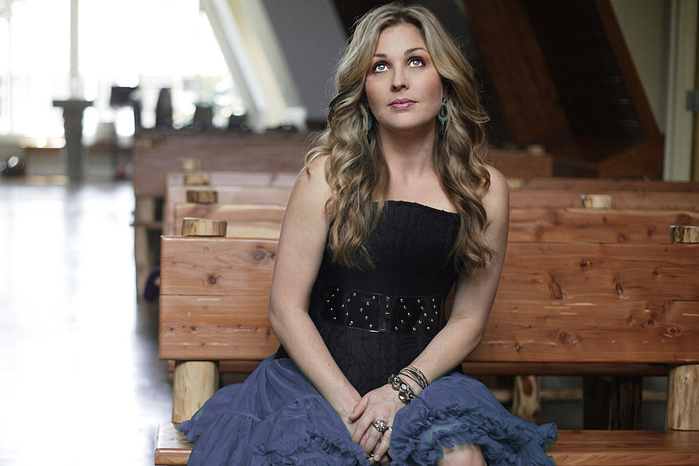 Sunny Sweeney Selects Will Hoge Duet ‘My Bed’ as New Single