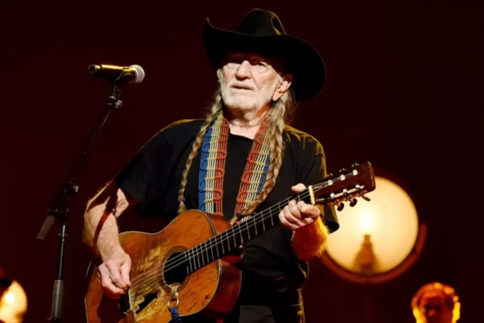 Willie Nelson to Release Memoir, &#8216;It&#8217;s a Long Story&#8217;