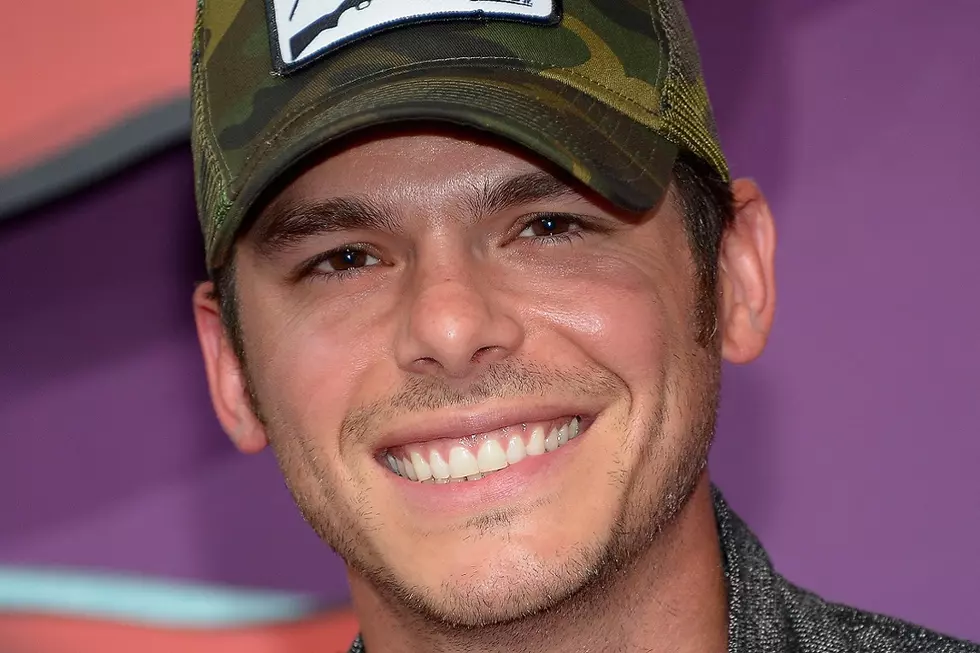Granger Smith Hospitalized Following Onstage Fall [WATCH]