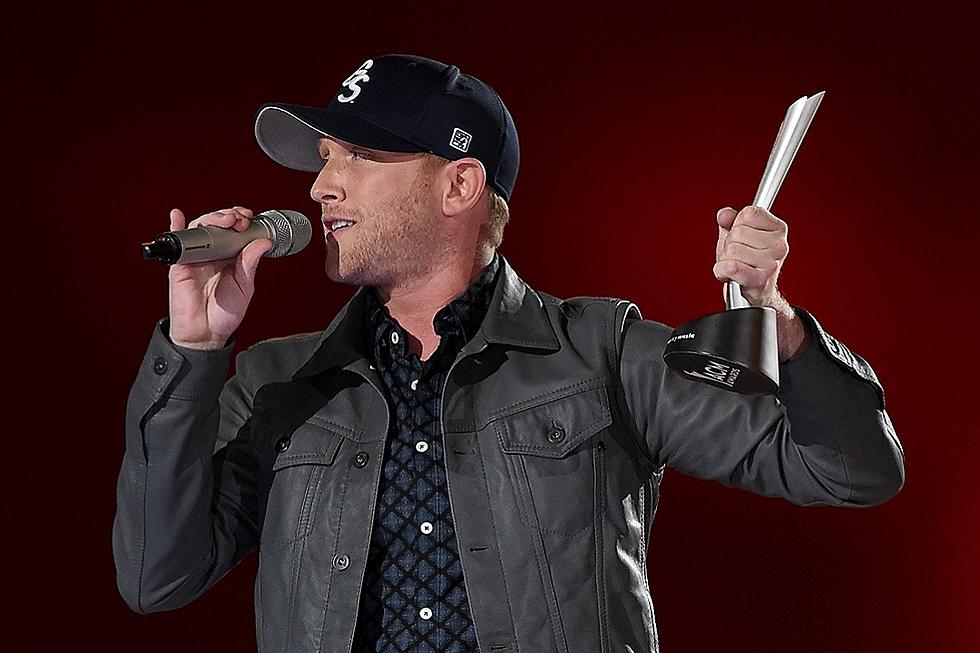 Cole Swindell Earns New Artist of the Year Honors at the 2015 ACM Awards