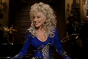 35 Years Ago: Dolly Parton Serves as Host and Musical Guest on...