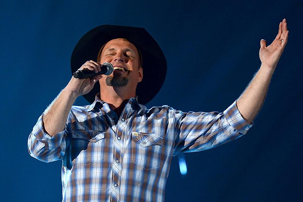 Country Music Memories: Garth Brooks Sets an ACM Awards Record