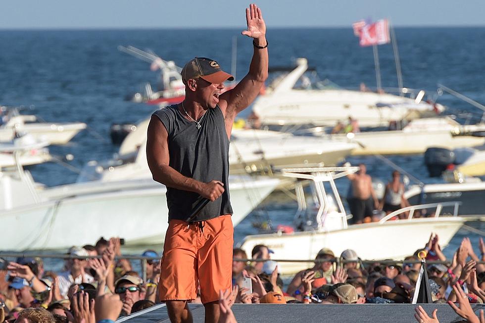 LOOK Kenny Chesney's Best Beach Pictures