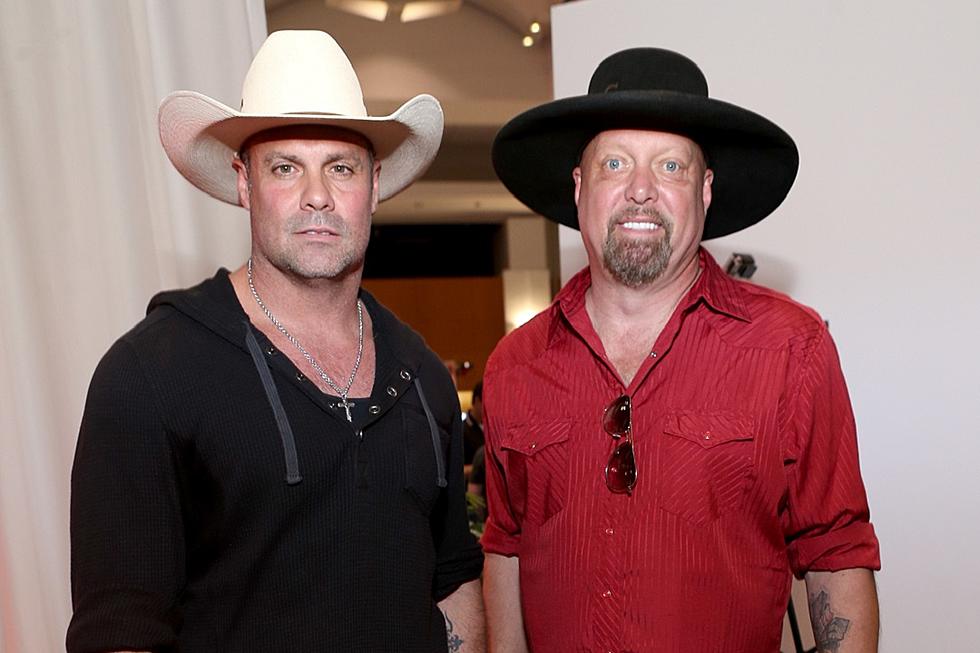 Montgomery Gentry ‘Folks Like Us’ Preview: ‘In a Small Town’