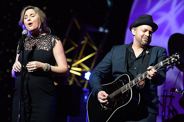 Kristian Bush Says He&#8217;s &#8216;Ready&#8217; for Another Sugarland Record