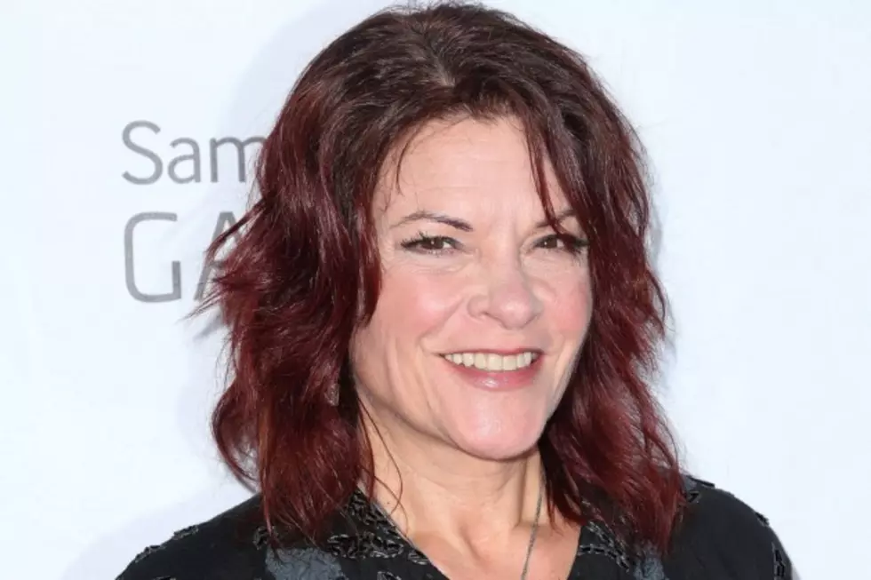 42 Years Ago: Rosanne Cash Earns First No. 1 Single With &#8216;Seven Year Ache&#8217;