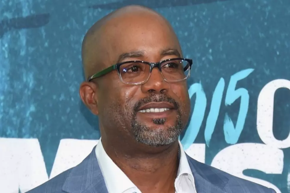 Darius Rucker Performs &#8216;Homegrown Honey&#8217; at the 2015 CMT Music Awards