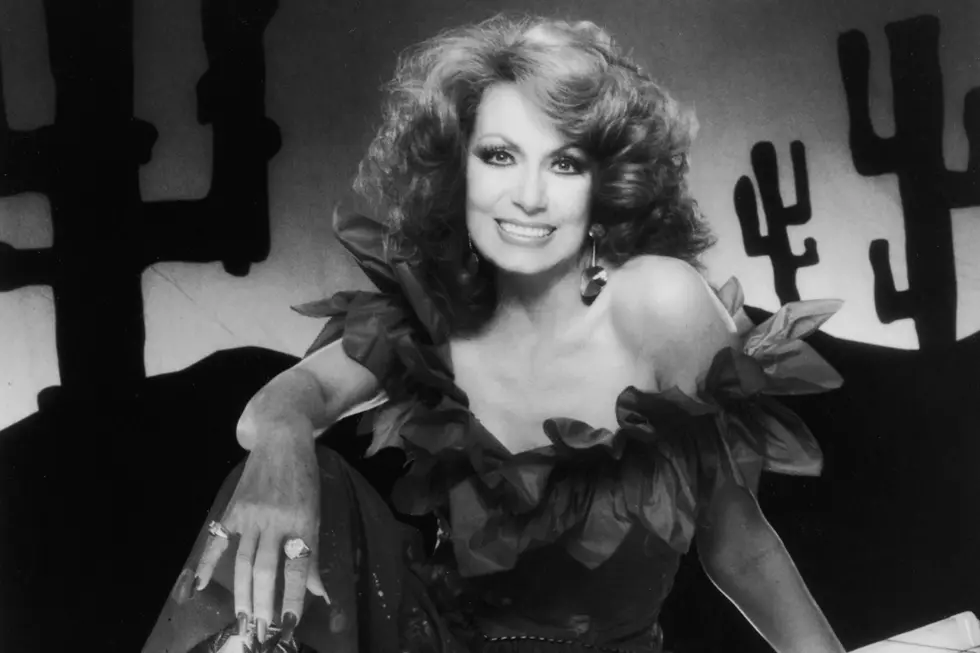 Country Music Memories: Dottie West Dies