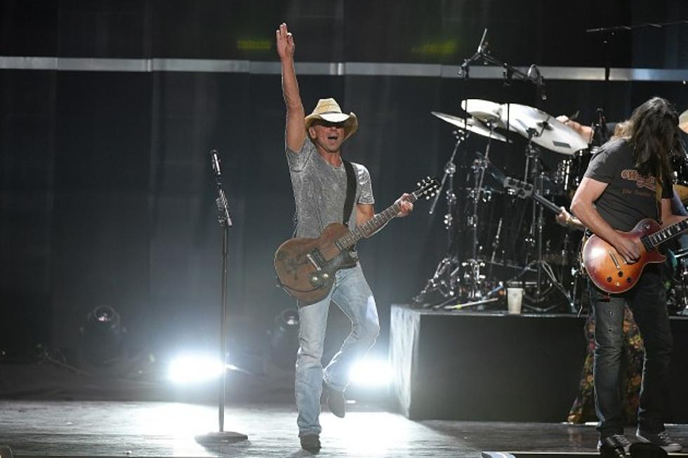 Kenny Chesney&#8217;s &#8216;Save It for a Rainy Day&#8217; Becomes Fourth Straight No. 1 Song