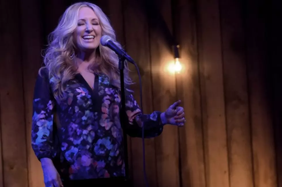 Lee Ann Womack on 2015 CMA Awards Female Vocalist of the Year Competition: &#8216;Don&#8217;t You Love It When Everything Is Embraced?&#8217;
