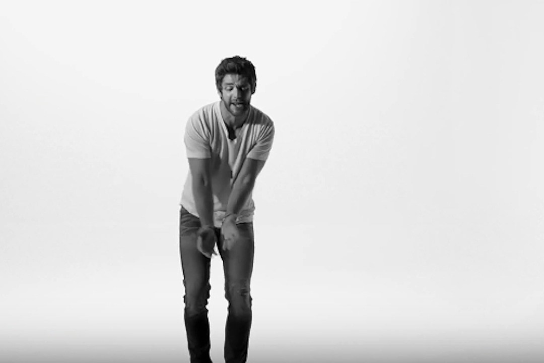 Thomas Rhett Shows He's Got Rhythm in 'T-Shirt' Music Video