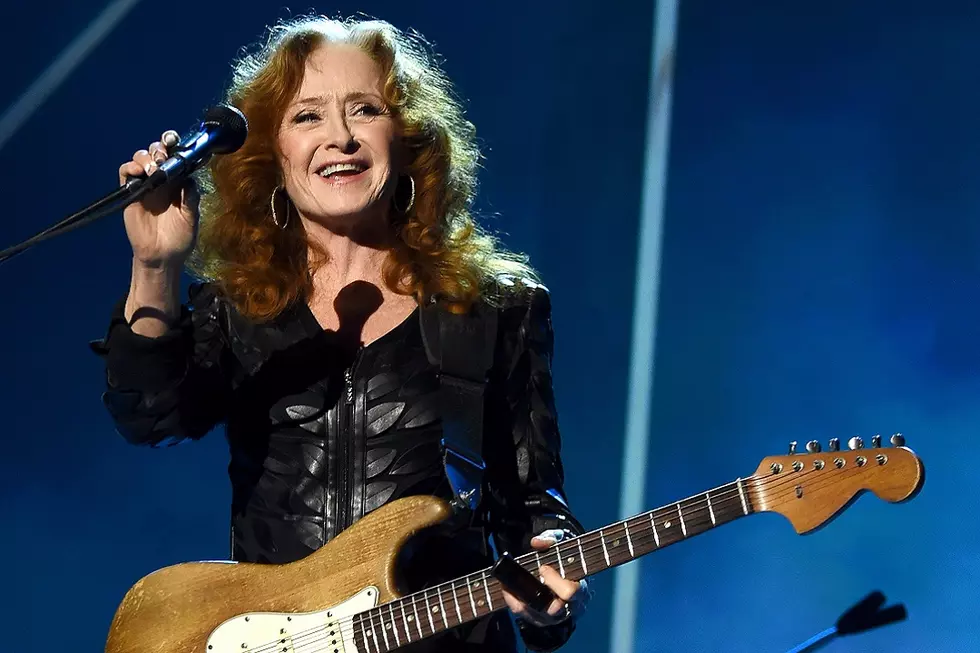 The Boot News Roundup: Bonnie Raitt + More Support BYOBottle Initiative + More