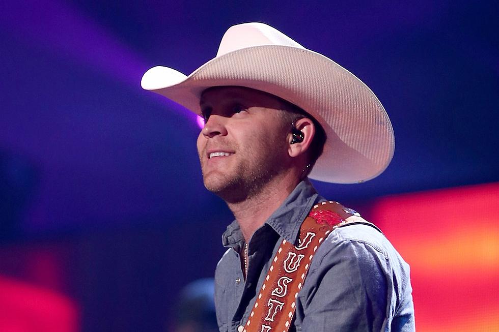 Hear Justin Moore's New Single, 'You Look Like I Need a Drink'