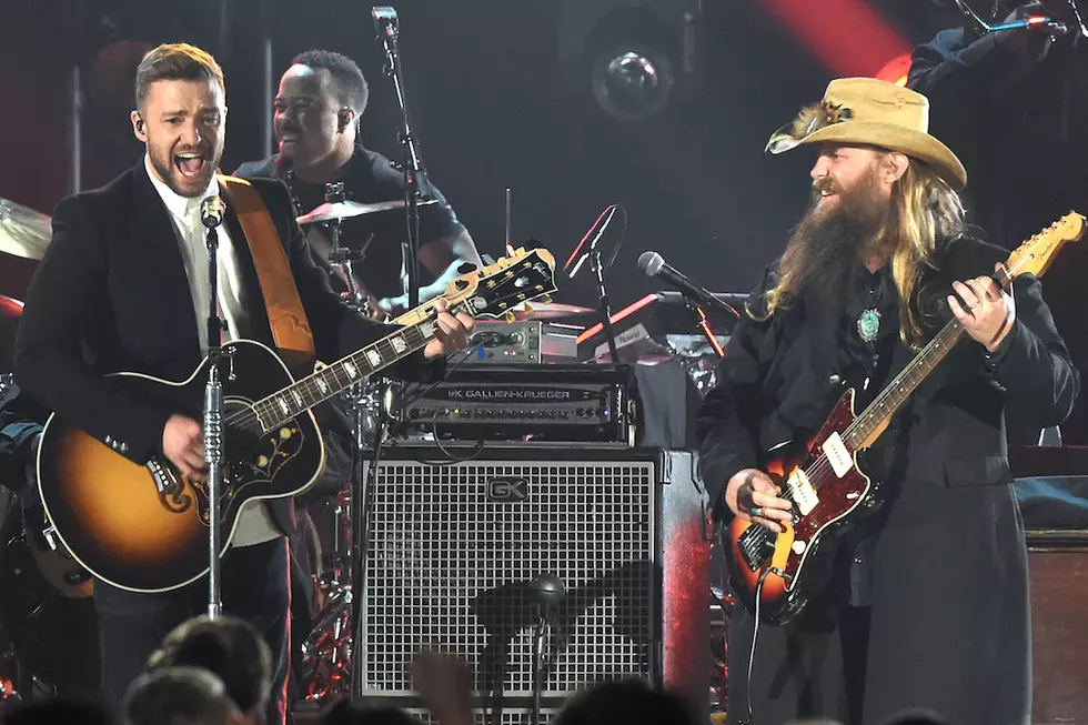 Chris Stapleton and Justin Timberlake Bring the Crowd to Its Feet at 2015 CMA Awards [WATCH]