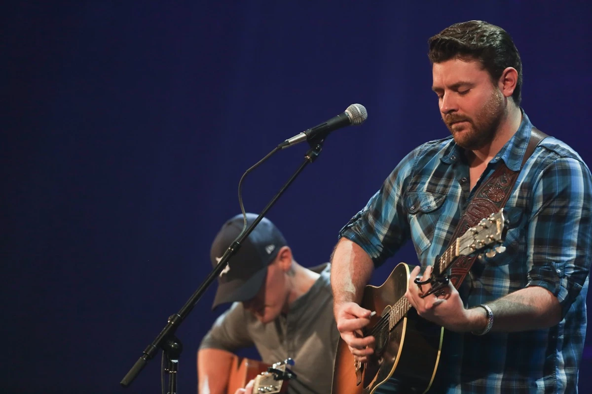 Chris Young Earns Another No. 1 Song With 'I'm Comin' Over'