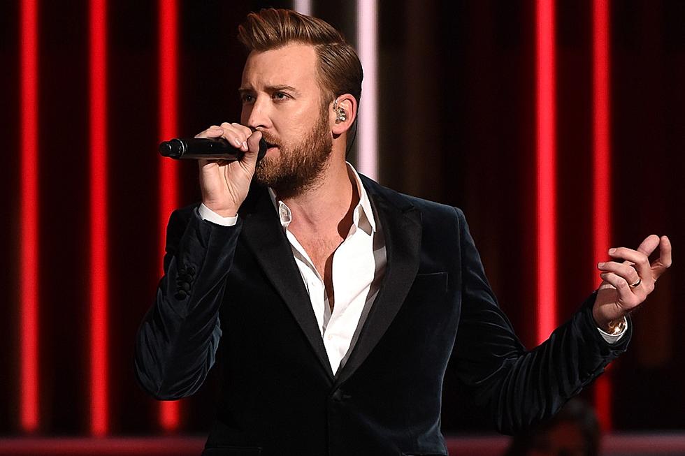 Charles Kelley Sings &#8216;Christmas (Baby, Please Come Home)&#8217; at the 2015 CMA Country Christmas [WATCH]
