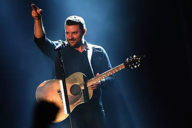 Chris Young Diagnosed With Strep Throat, Postpones Concert