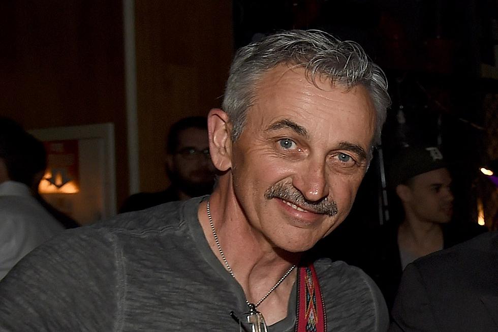 Aaron Tippin's Advice to His Younger Self: 'Slow Down'