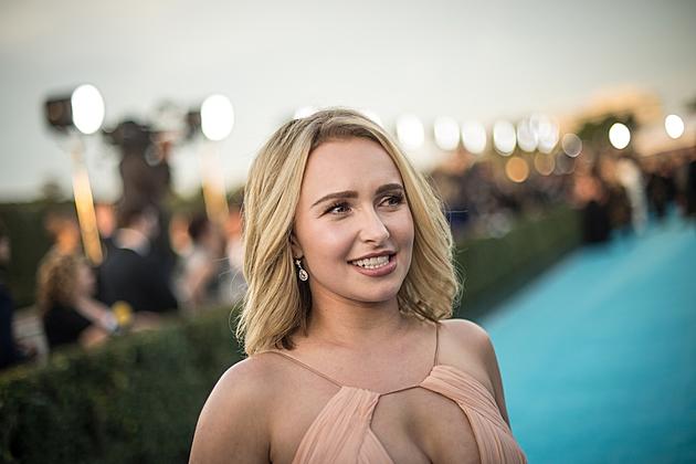 Hayden Panettiere Feeling Free to Be Herself After Struggle With Postpartum Depression