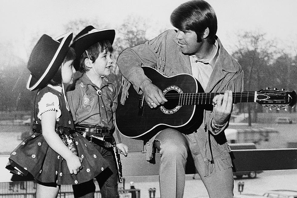 Country Music Memories: 'The Glen Campbell Goodtime Hour' Debuts