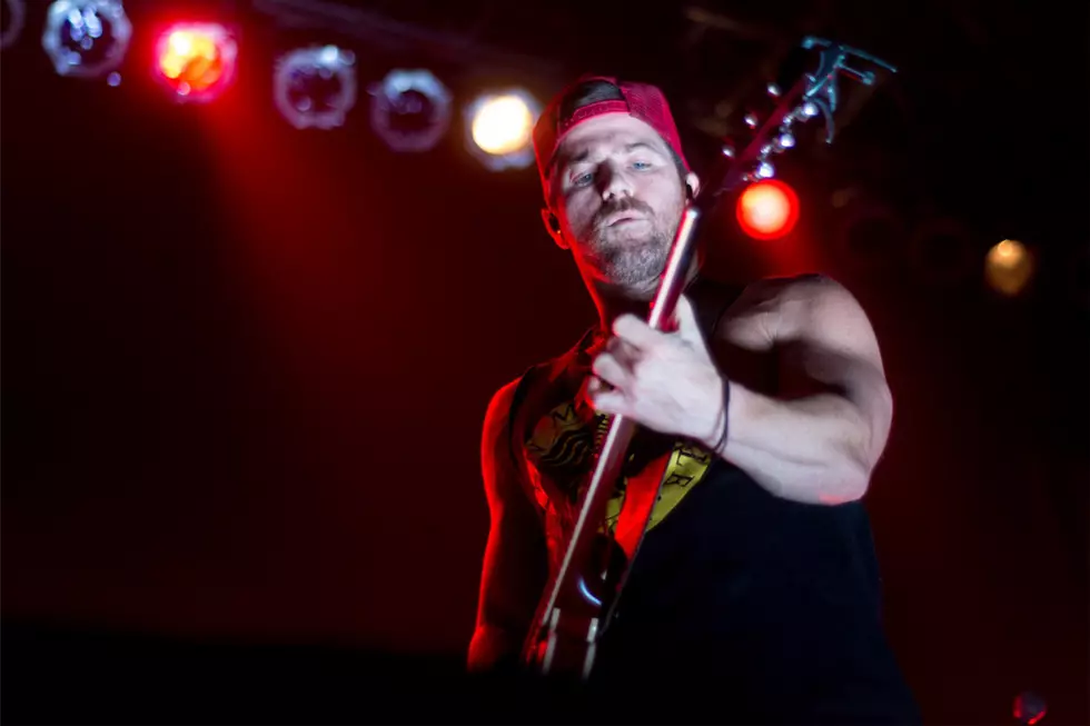 Review: Kip Moore, the Cadillac Three Get &#8216;Wild&#8217; on Tour