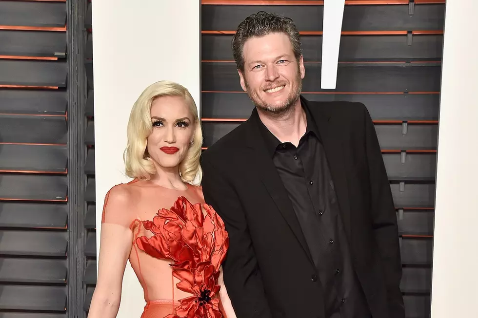 Blake Shelton Lets Gwen Stefani Shine on Oscars Afterparty Red Carpet [PICTURES]