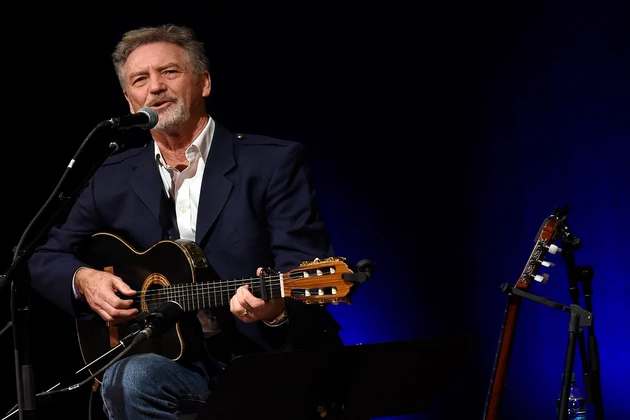 Larry Gatlin Remembers His First Time on the Radio: &#8216;I Nearly Passed Out!&#8217;