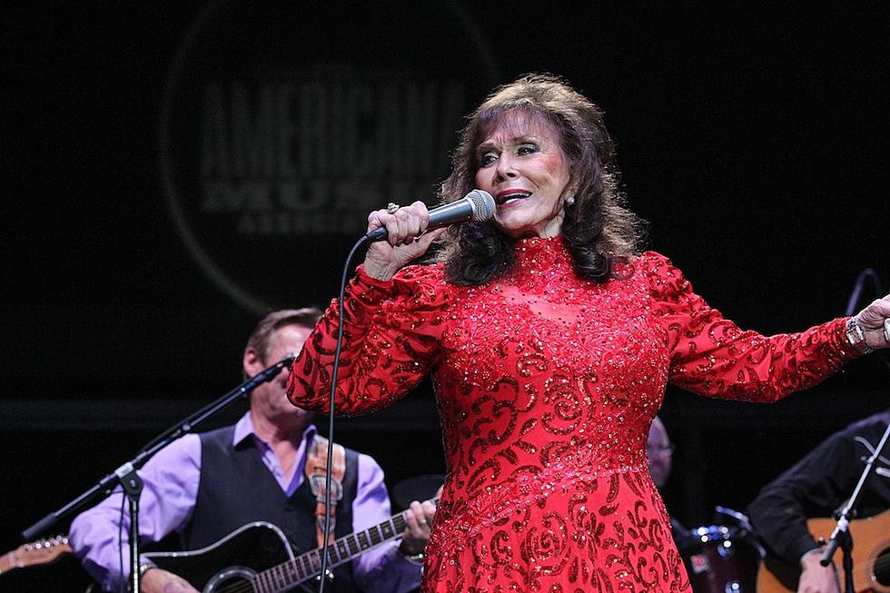 ‘Full Circle’ Earns Loretta Lynn Career-High All-Genre Debut