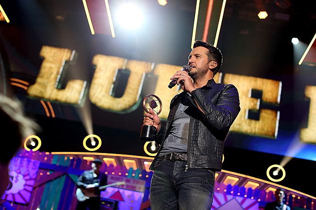 First 2016 American Country Countdown Awards Performers Announced