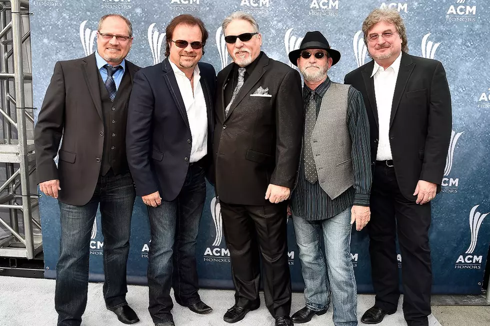 Story Behind the Song: Restless Heart, ‘The Bluest Eyes in Texas’