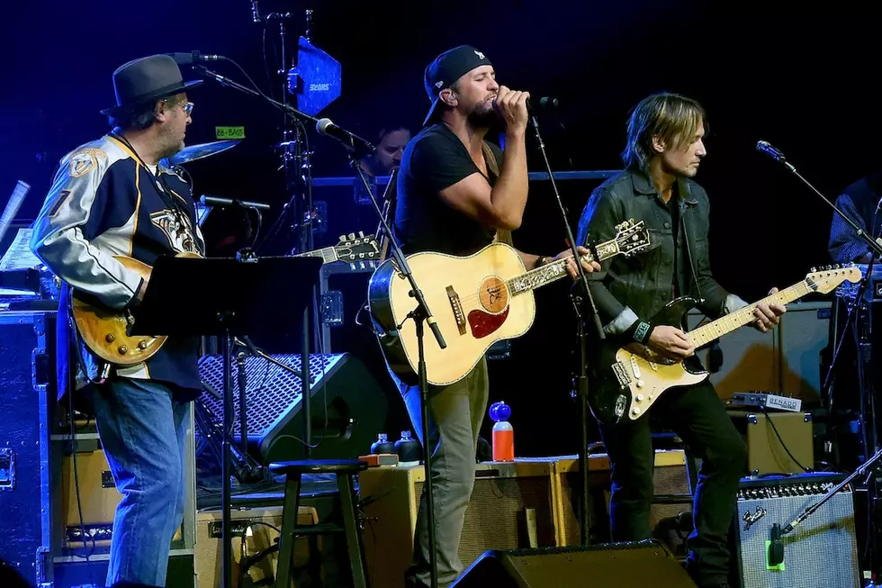 Luke Bryan, Keith Urban and Vince Gill Play Merle Haggard’s ‘Big City’ at All for the Hall 2016 [WATCH]