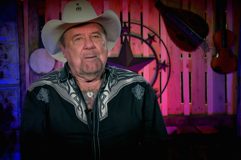 Johnny Lee on ‘Never Been to Texas': ‘It Blows Them Away’ [Exclusive Video]