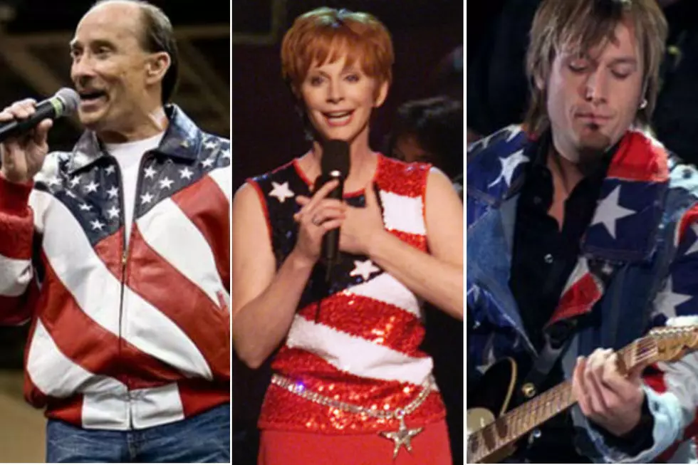 Pictures Of Country Artists Wearing the American Flag
