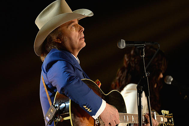 Dwight Yoakam to Release Special Edition Vinyl Via Third Man Records