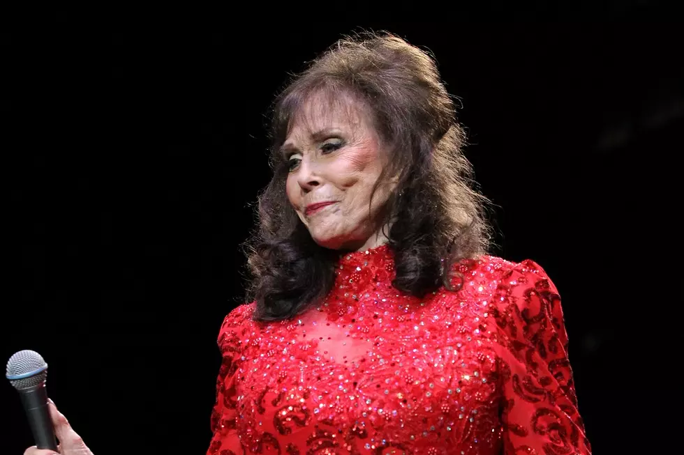 Loretta Lynn, Still Recovering From Stroke, Sends Greeting to July 4th Concertgoers
