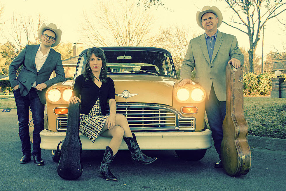 The Western Flyers, ‘Old Fashioned Love’ [Exclusive Premiere]