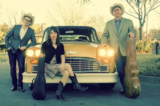 The Western Flyers, &#8216;Old Fashioned Love&#8217; [Exclusive Premiere]