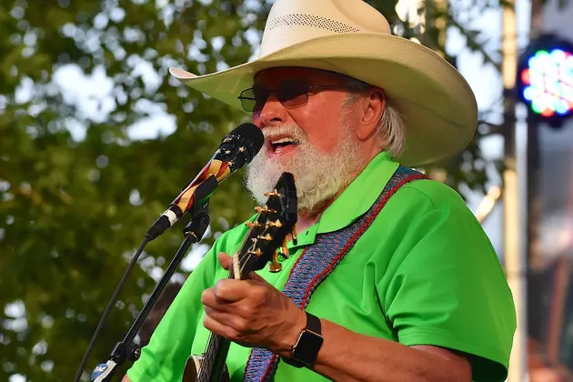 Charlie Daniels Exhibit Headed to Country Music Hall of Fame and Museum