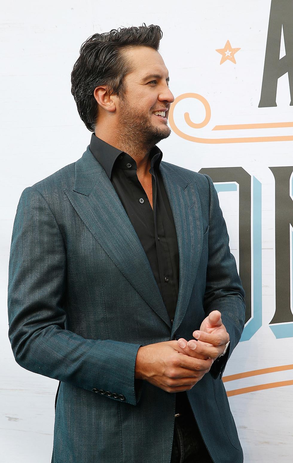 Hear Luke Bryan’s New Single, ‘Fast’