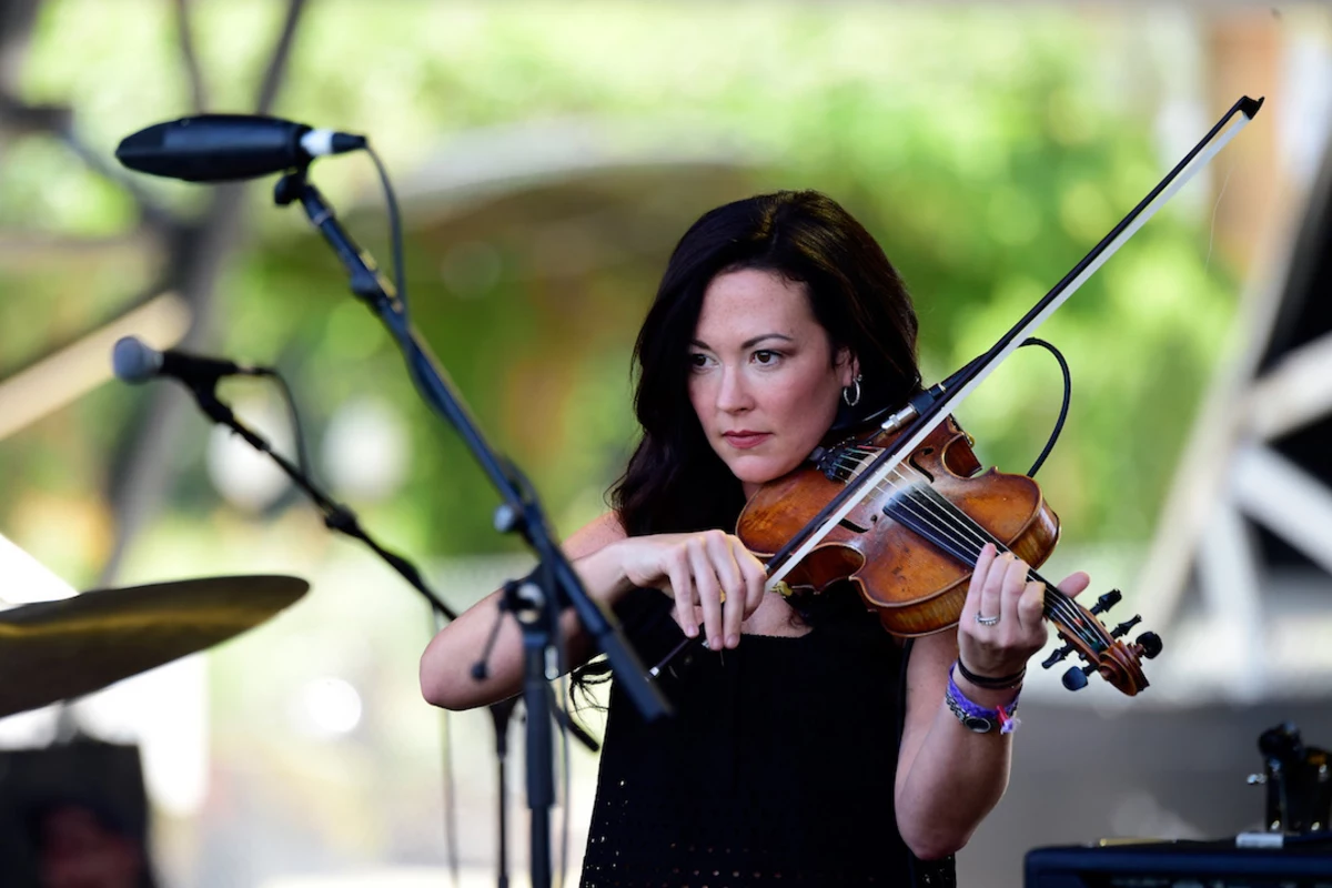 amanda shires van burglarized chicago amanda shires van burglarized chicago