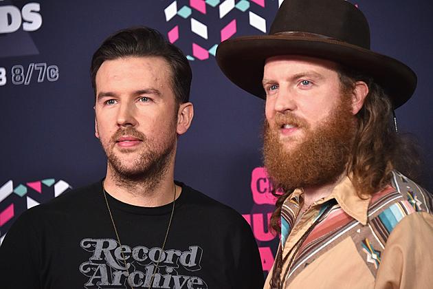 Brothers Osborne Excited for Dirt Rich Tour, New Music