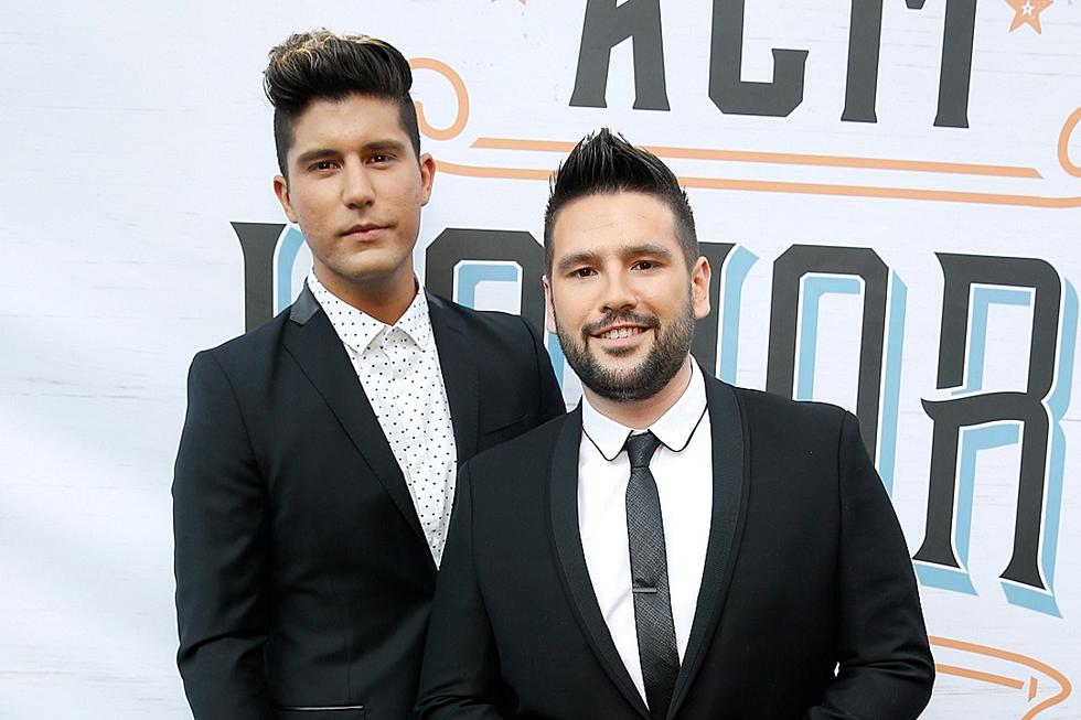 Watch Dan + Shay, Boyz II Men Team Up for ‘I’ll Make Love to You’ at the 2016 Route 91 Harvest Festival