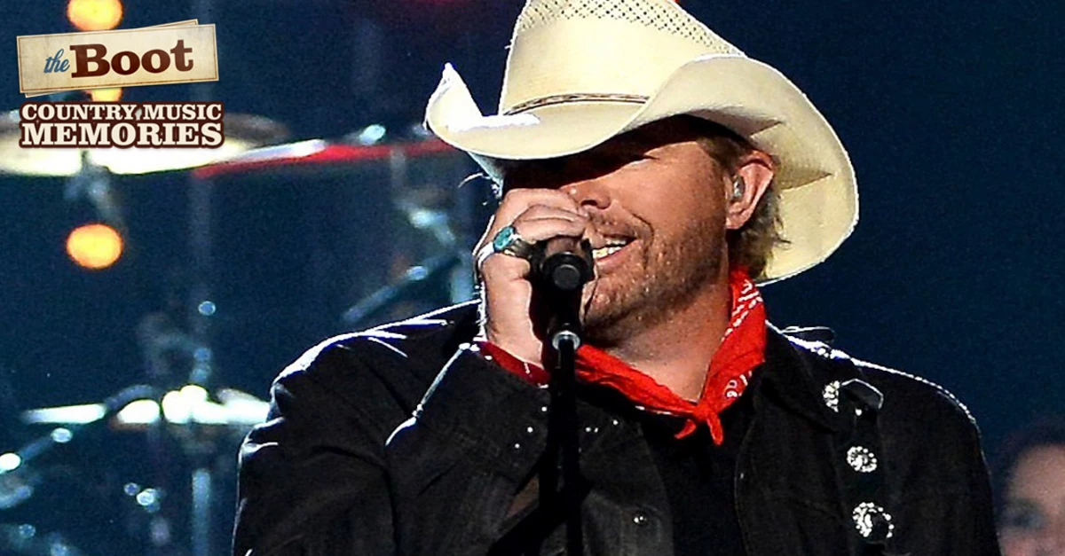 16 Years Ago: Toby Keith Hits No. 1 With 'I Love This Bar'
