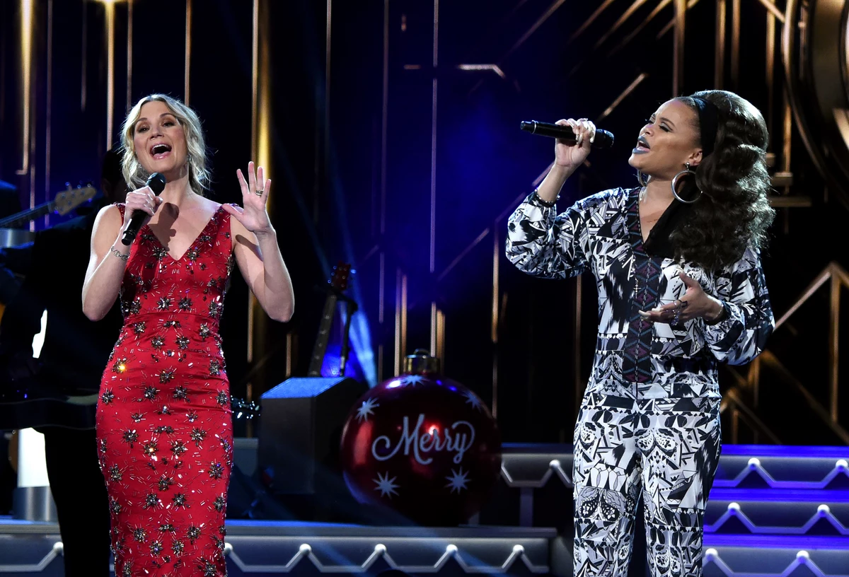 POLL Who Gave the Best 'CMA Country Christmas' Performance?