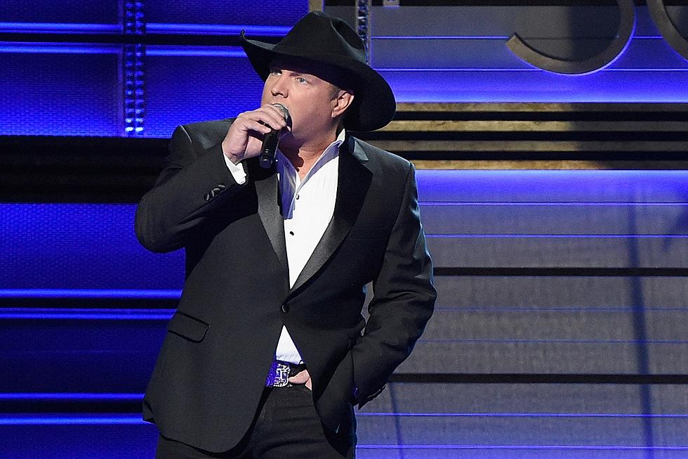 Garth Brooks&#8217; Favorite CMA Awards Memory Is Something No One Else Saw