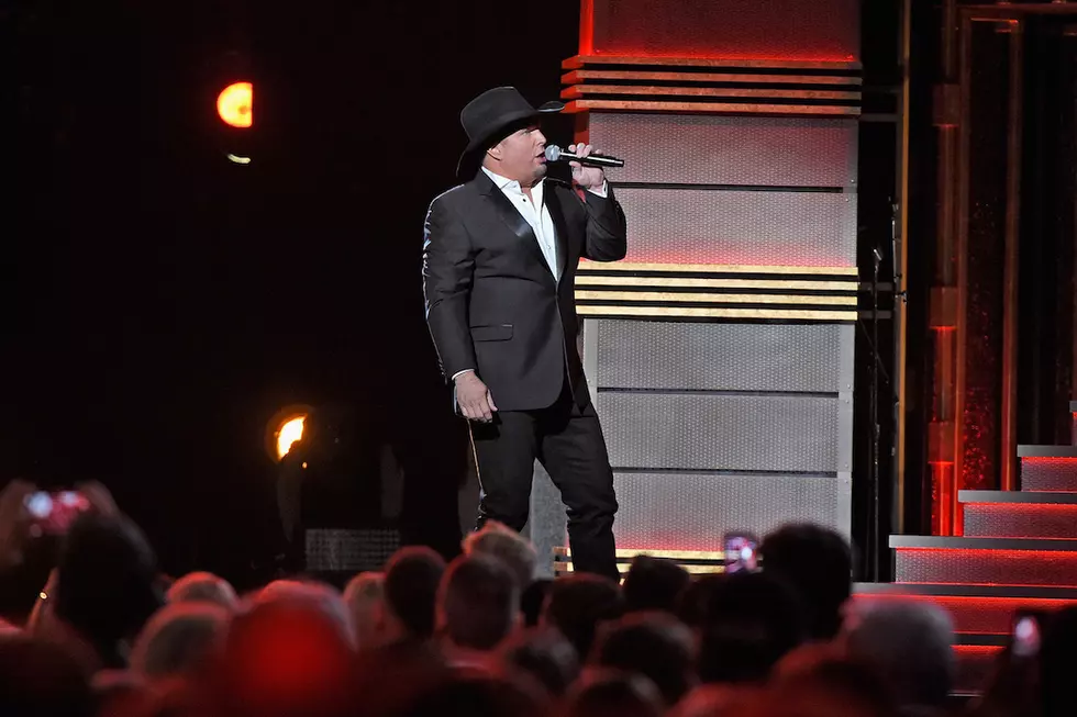 Garth Brooks to Perform Brand-New Song for Wife Trisha Yearwood at 2018 CMA Awards