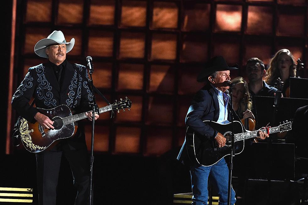 Country Legends Alan Jackson and George Strait Share the Stage During 2016 CMA Awards