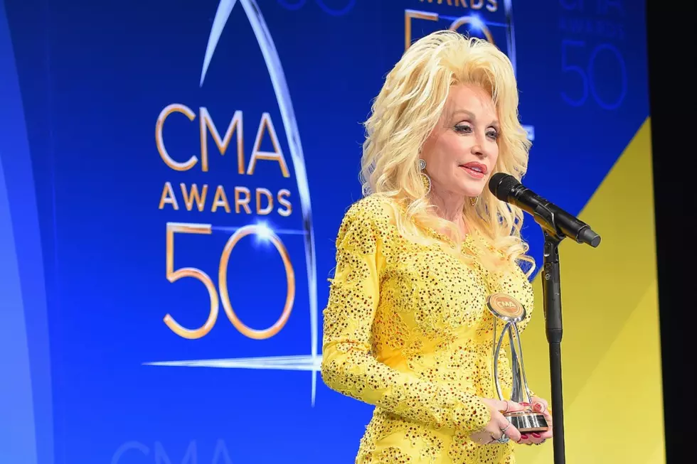 See Dolly Parton’s Very Dolly CMA Awards Looks Through the Years [PICTURES]