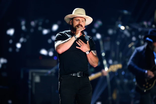 Zac Brown Delivers Food, Resources to Support Tenn. Wildfire Relief Efforts